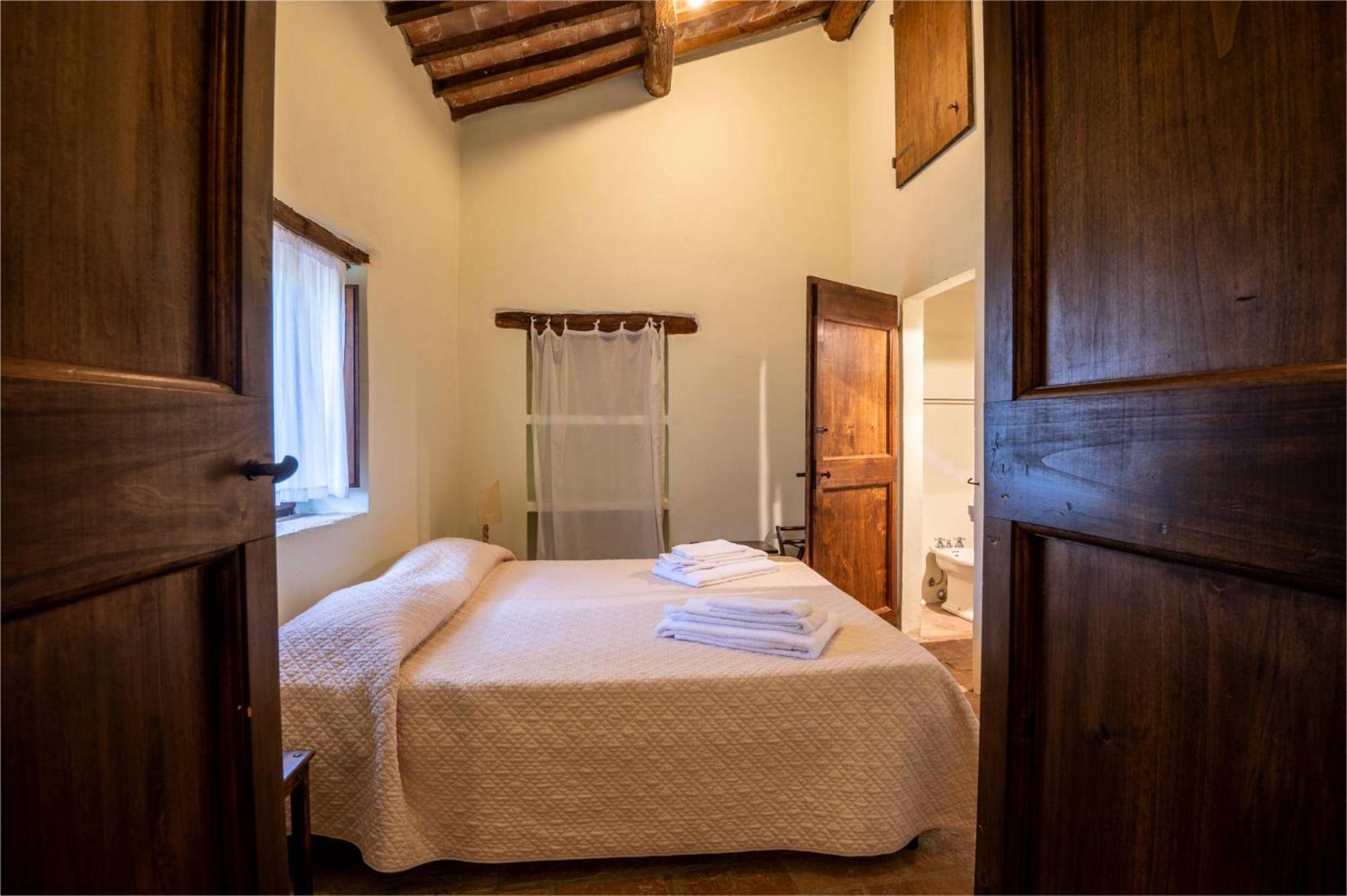 Castello Valenzino Bed & Breakfast Antognola ภายนอก รูปภาพ