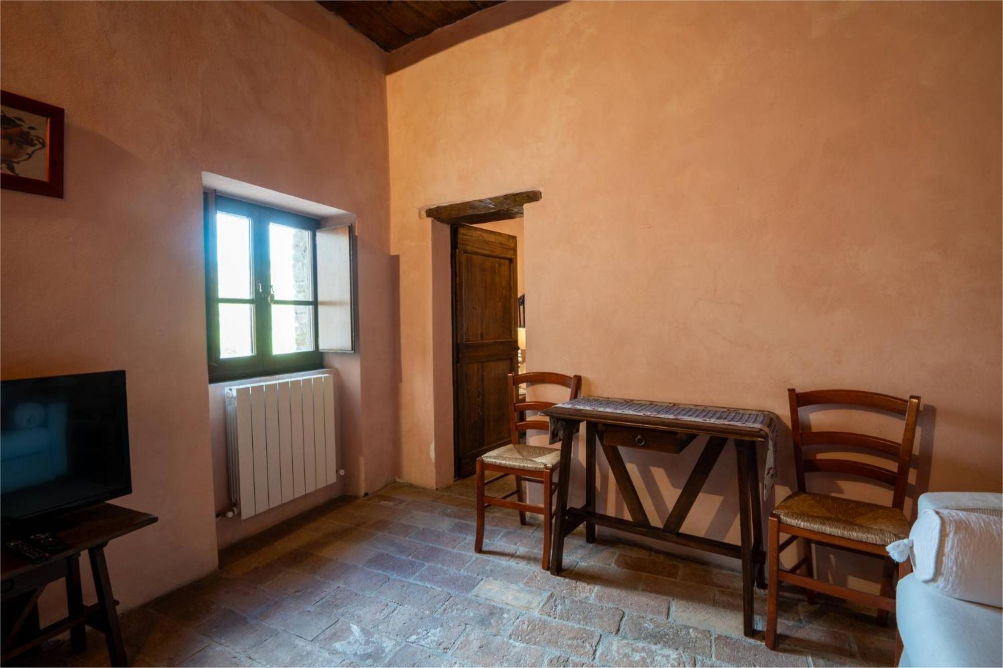 Castello Valenzino Bed & Breakfast Antognola ภายนอก รูปภาพ