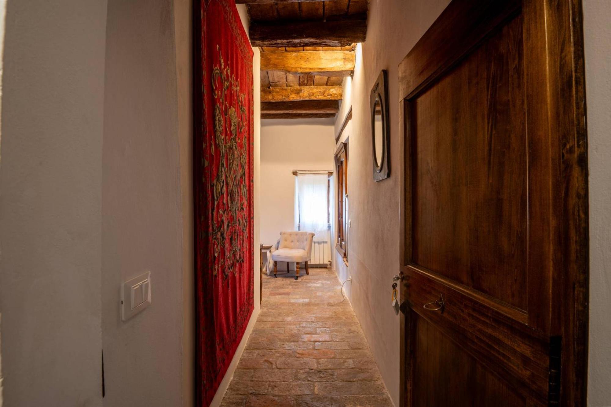 Castello Valenzino Bed & Breakfast Antognola ภายนอก รูปภาพ
