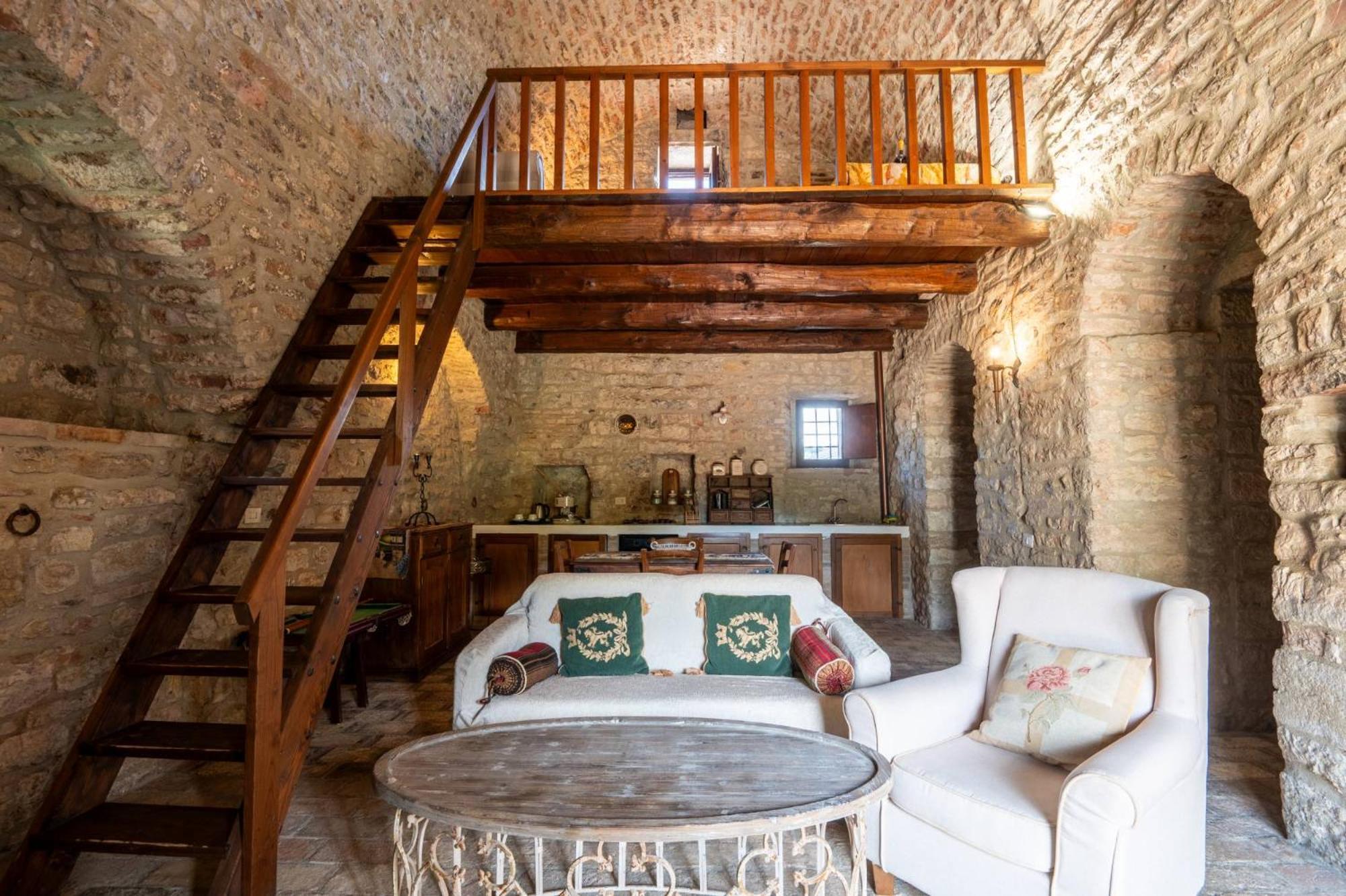 Castello Valenzino Bed & Breakfast Antognola ภายนอก รูปภาพ
